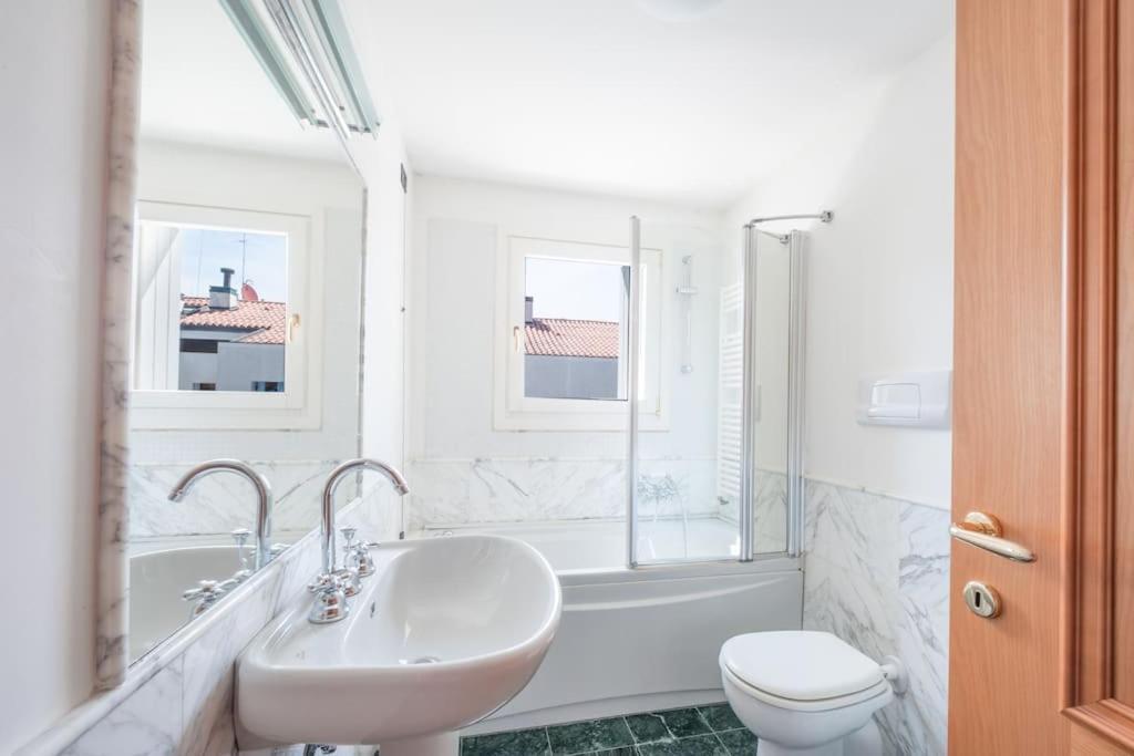 Appartement Ca' Altanella, Amazing Views From The Terrace!